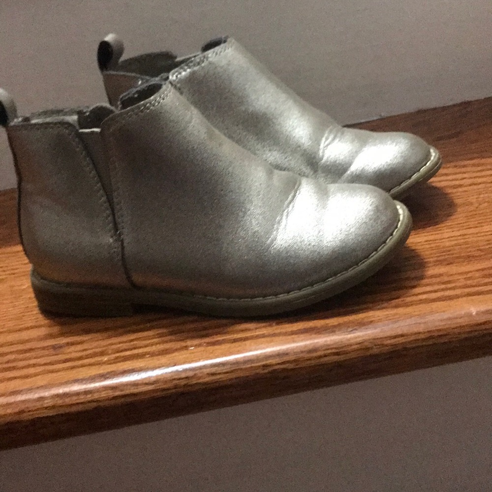 Gap girls Silver ankle booties